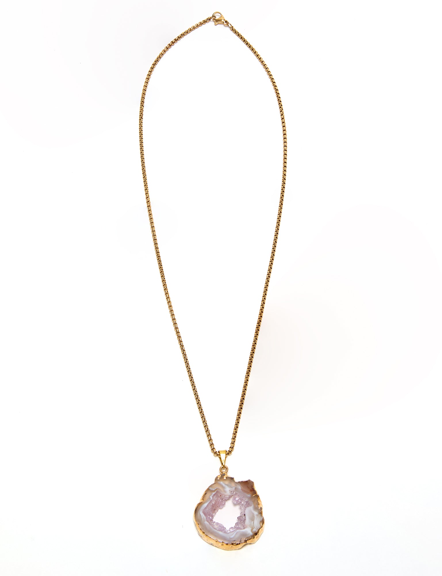 Necklace with an oco agate pendant on a gold chain against a white background